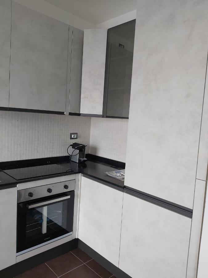 Milano Santa Giulia Business Apartment - Olimpiadi 26 Екстер'єр фото