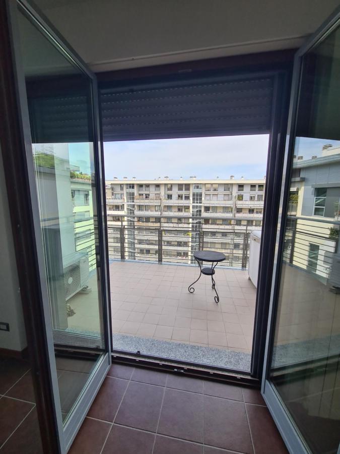Milano Santa Giulia Business Apartment - Olimpiadi 26 Екстер'єр фото